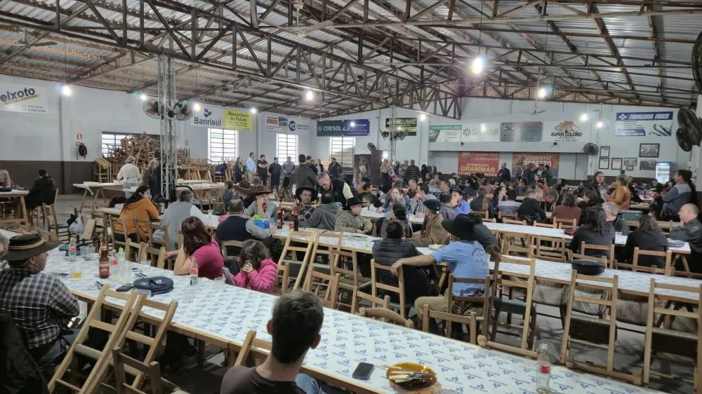 Encerramento da 26ª Cavalgada Tenente Mário Portela Fagundes reúne participantes em confraternização