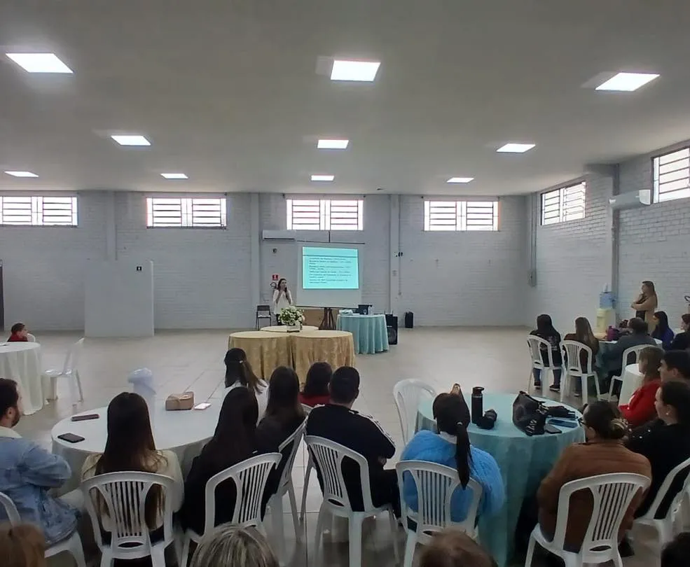Formação pedagógica abre segundo semestre letivo