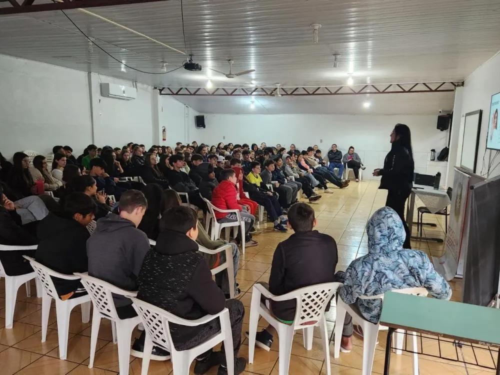 Programa Libertar é apresentado pela Polícia Civil em Tenente Portela