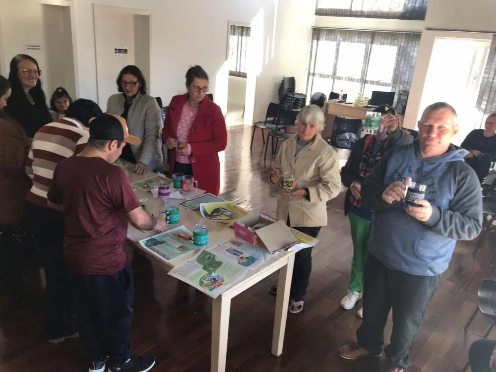 Grupo de PCDs participa de oficinas e confraternização no CRAS de Derrubadas