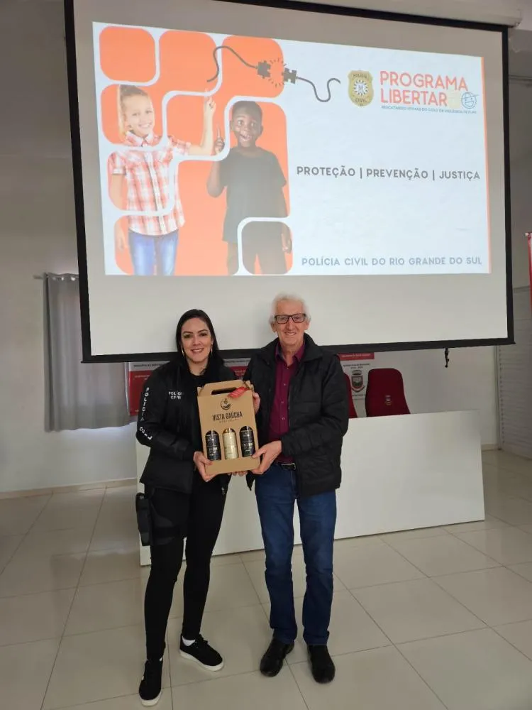 Programa Libertar orienta jovens sobre prevenção à violência sexual em Vista Gaúcha