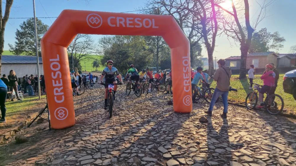 Desafio Pedal Portela reúne ciclistas em percurso pelo interior do município
