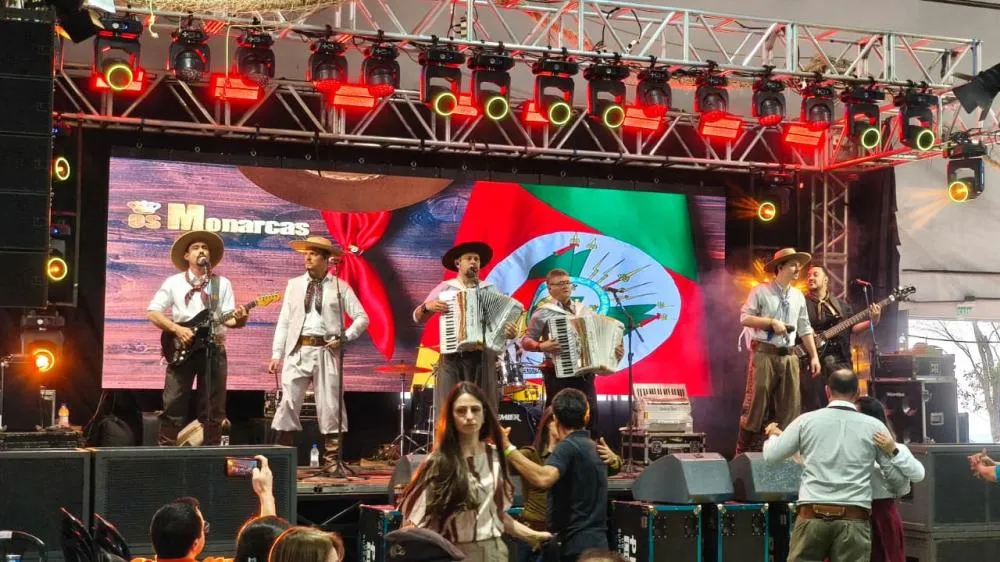 Show dos Monarcas marca o 11º Portelaço 