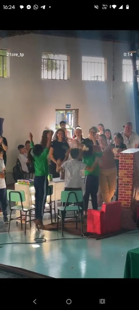 Alunos do 3º ano conquistam 1º lugar em Mostra Científica e vão à etapa estadual