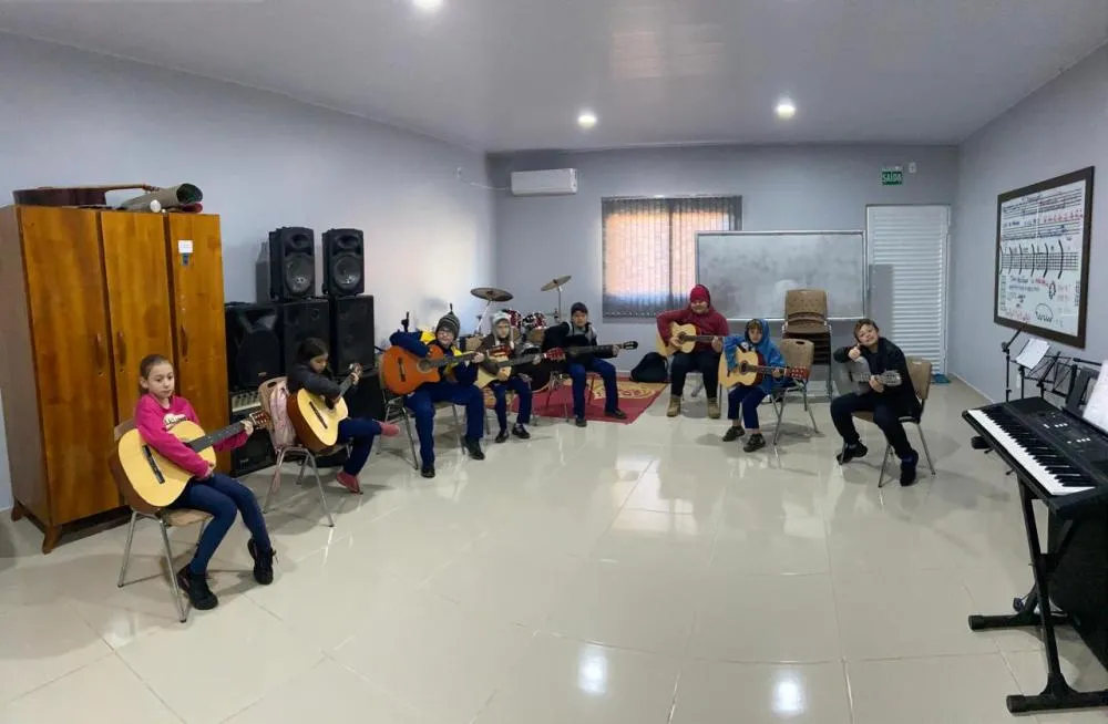 Música impulsiona talentos e fortalece vínculos no CRAS 