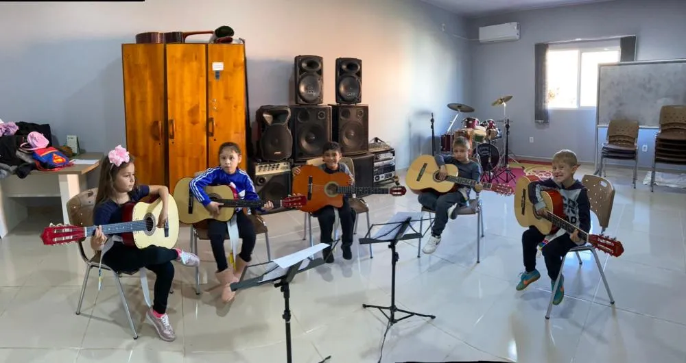 Música impulsiona talentos e fortalece vínculos no CRAS 