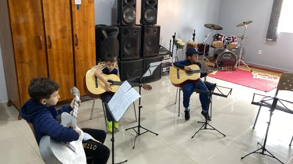 Música impulsiona talentos e fortalece vínculos no CRAS 