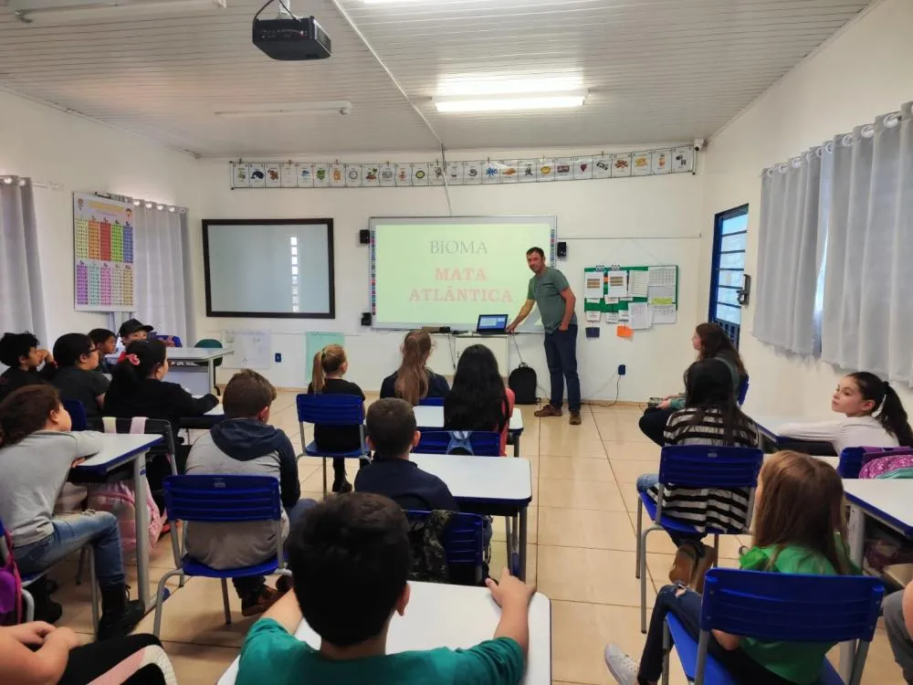 Atividade escolar aborda preservação da Mata Atlântica em Derrubadas