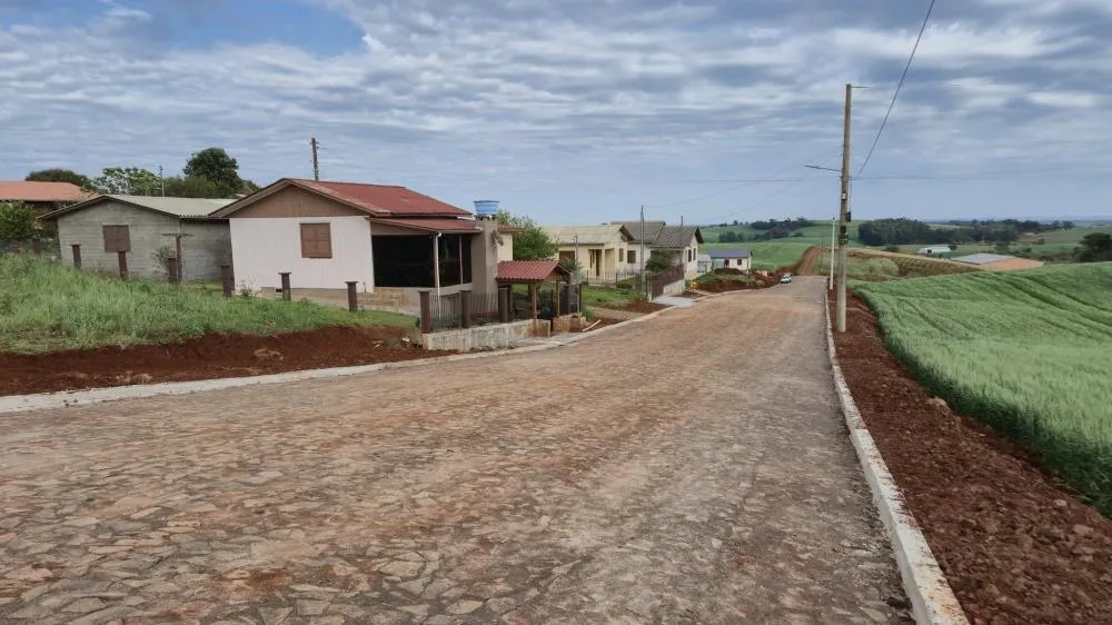 Prefeitura investe em infraestrutura urbana com novas obras de calçamento