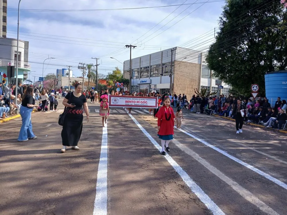 Tenente Portela celebra o 7 de Setembro com desfile cívico especial