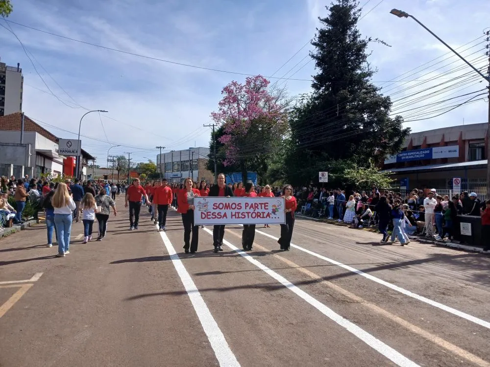 Tenente Portela celebra o 7 de Setembro com desfile cívico especial