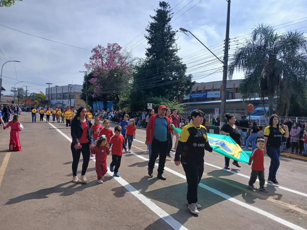 Tenente Portela celebra o 7 de Setembro com desfile cívico especial