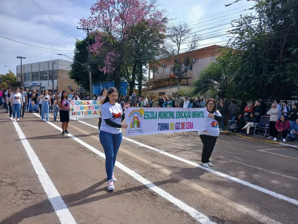 Tenente Portela celebra o 7 de Setembro com desfile cívico especial