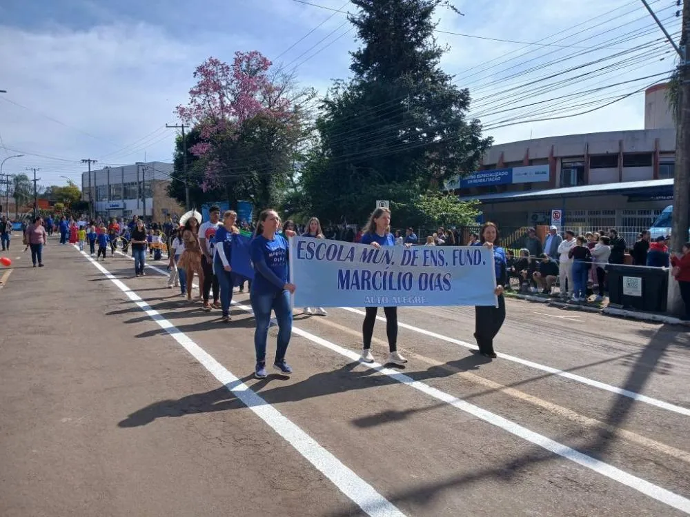 Tenente Portela celebra o 7 de Setembro com desfile cívico especial