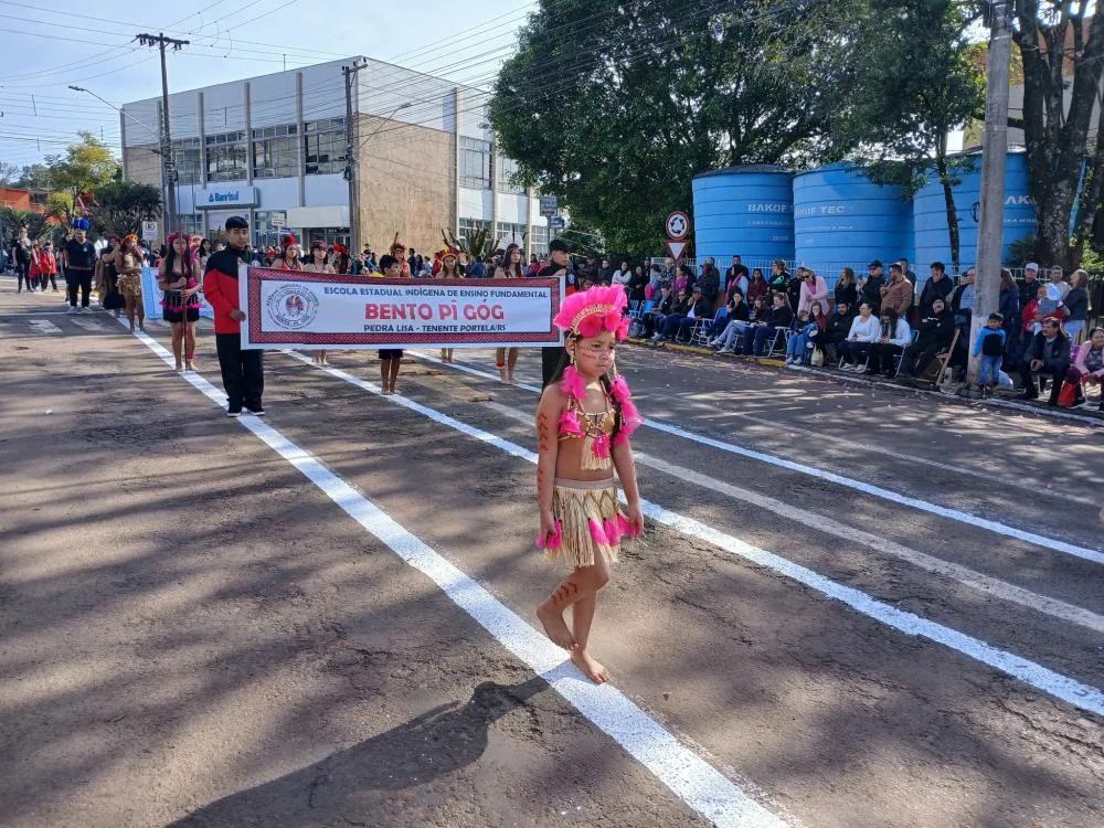 Tenente Portela celebra o 7 de Setembro com desfile cívico especial