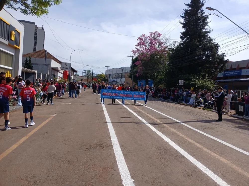 Tenente Portela celebra o 7 de Setembro com desfile cívico especial