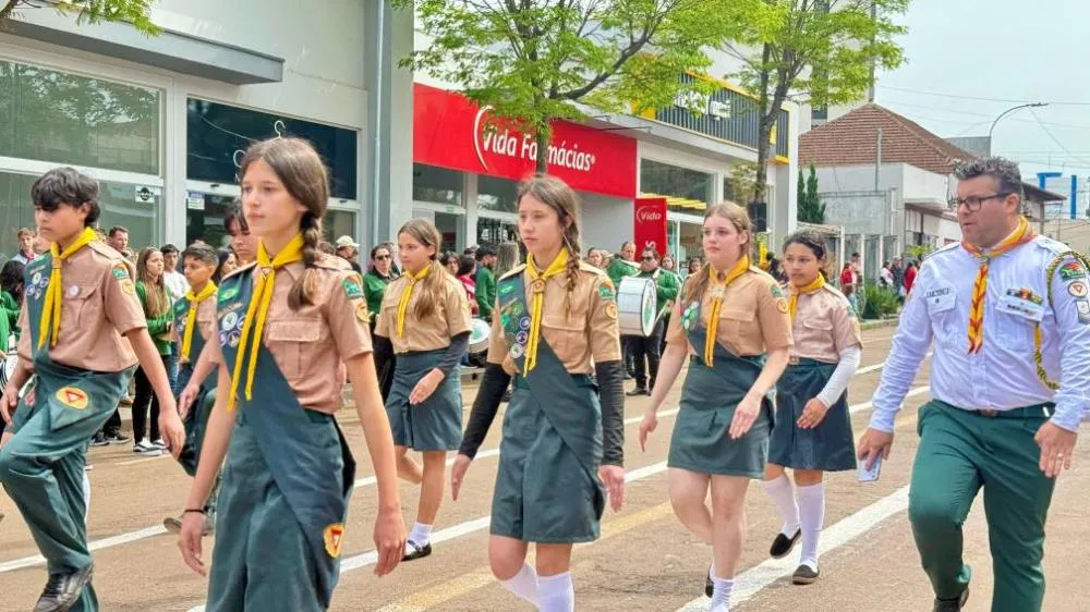 Tenente Portela celebra o 7 de Setembro com desfile cívico especial
