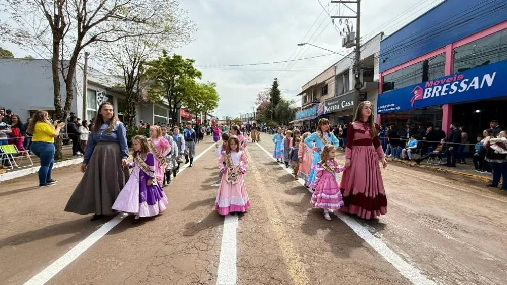 Tenente Portela celebra o 7 de Setembro com desfile cívico especial