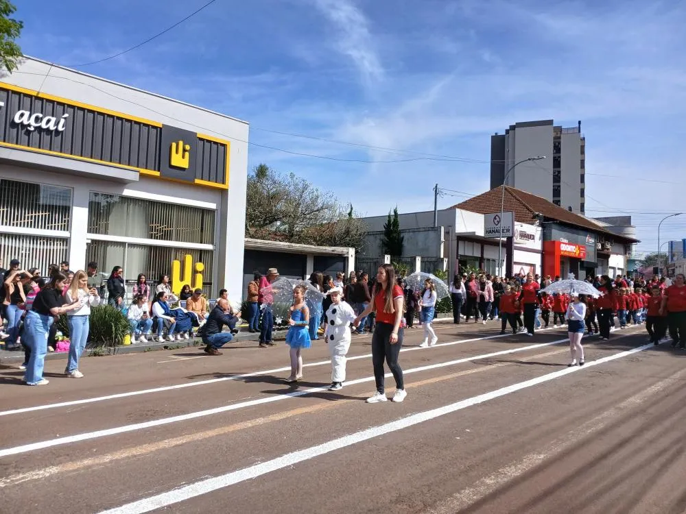 Tenente Portela celebra o 7 de Setembro com desfile cívico especial