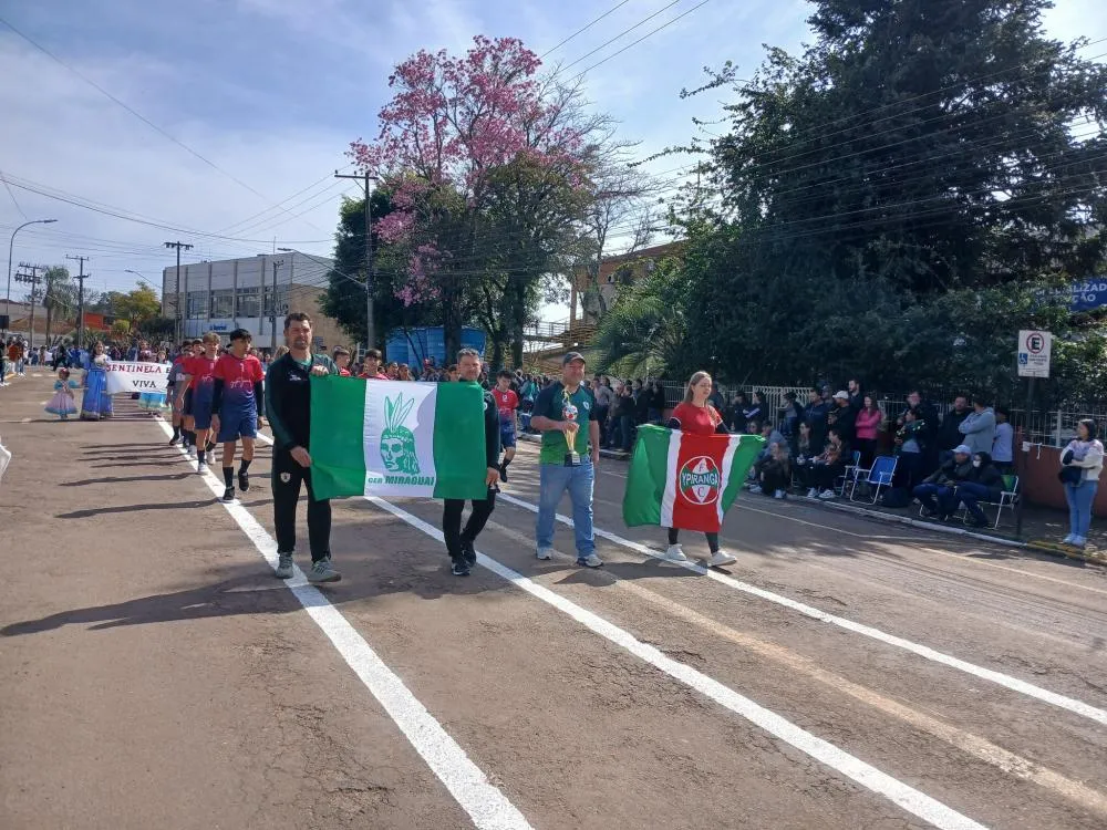 Tenente Portela celebra o 7 de Setembro com desfile cívico especial