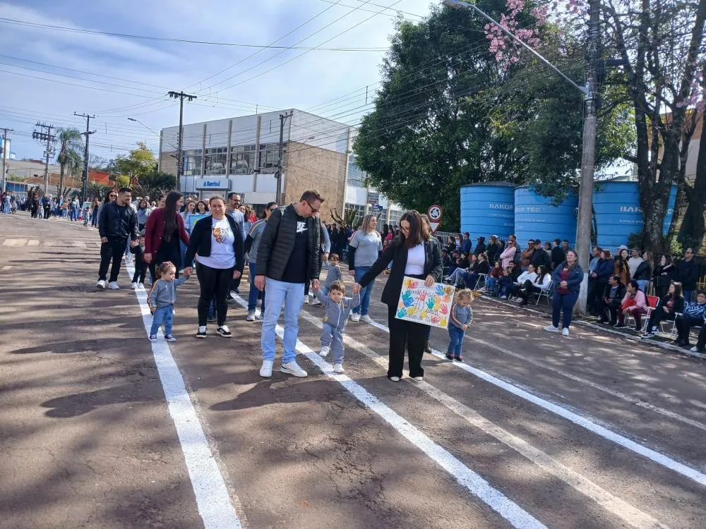 Tenente Portela celebra o 7 de Setembro com desfile cívico especial