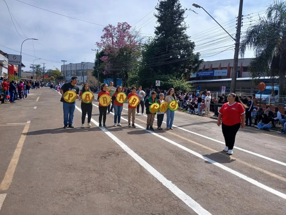 Tenente Portela celebra o 7 de Setembro com desfile cívico especial