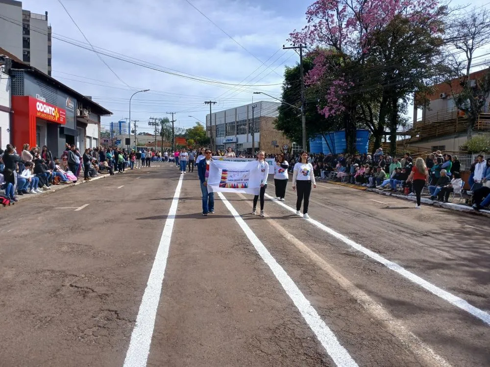 Tenente Portela celebra o 7 de Setembro com desfile cívico especial