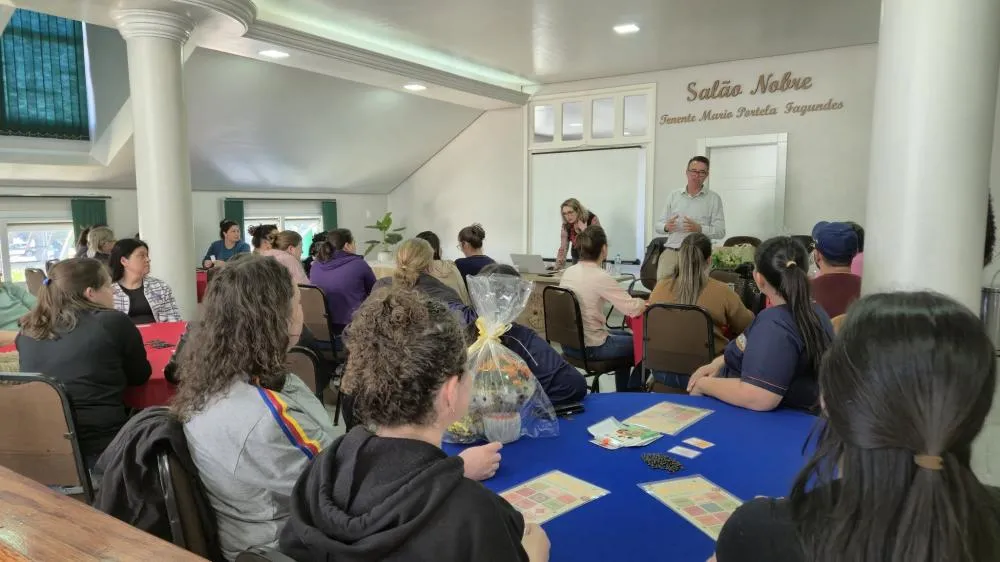 Capacitação qualifica manipuladores de alimentos da rede municipal