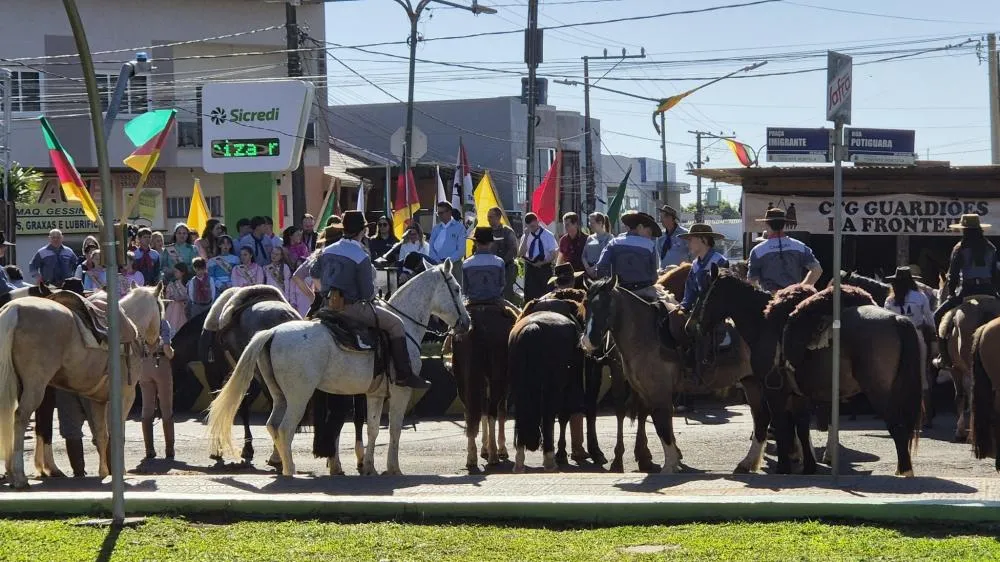 Acampamento Farroupilha valoriza tradição e cultura gaúcha em Tenente Portela