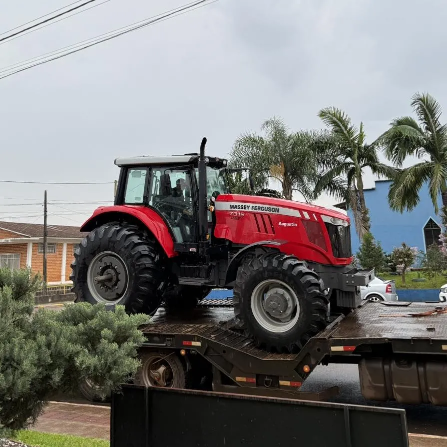Barra do Guarita recebe trator para fortalecer a agricultura