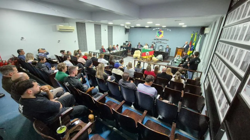 Sessão Solene reúne autoridades e comunidade em homenagem à cultura gaúcha em Tenente Portela