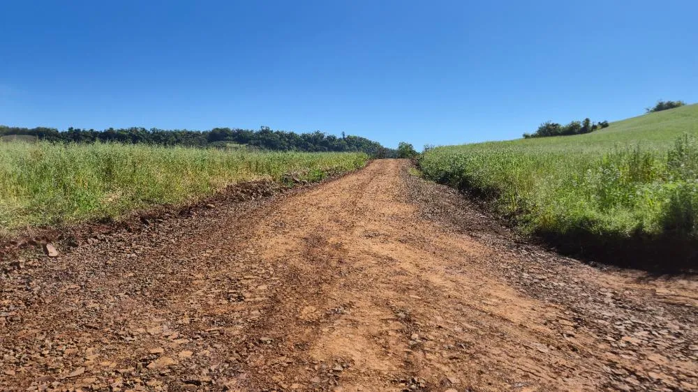 Estradas rurais de Barra Grande e Alto Bela Vista recebem melhorias
