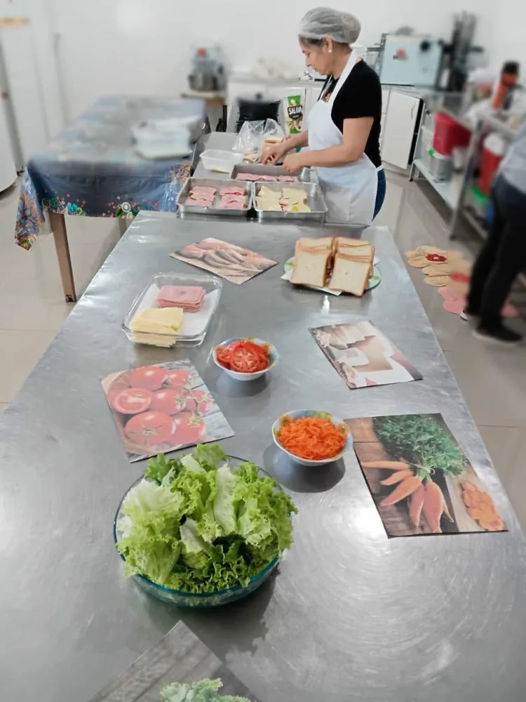 Alimentação saudável e diversão marcam atividade no CRAS 