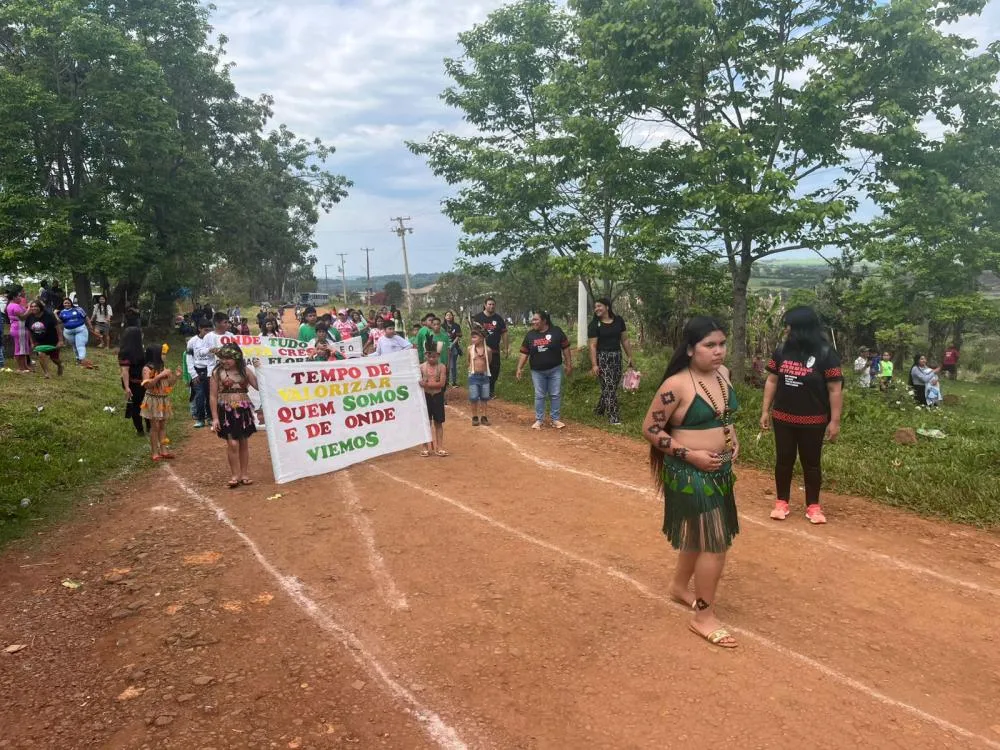 Alunos de cinco escolas indígenas participam de evento cultural em Redentora