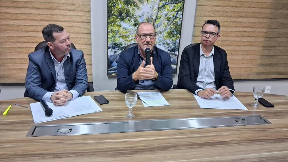 Tensão entre Executivo e Legislativo marca debate sobre repasses a entidades