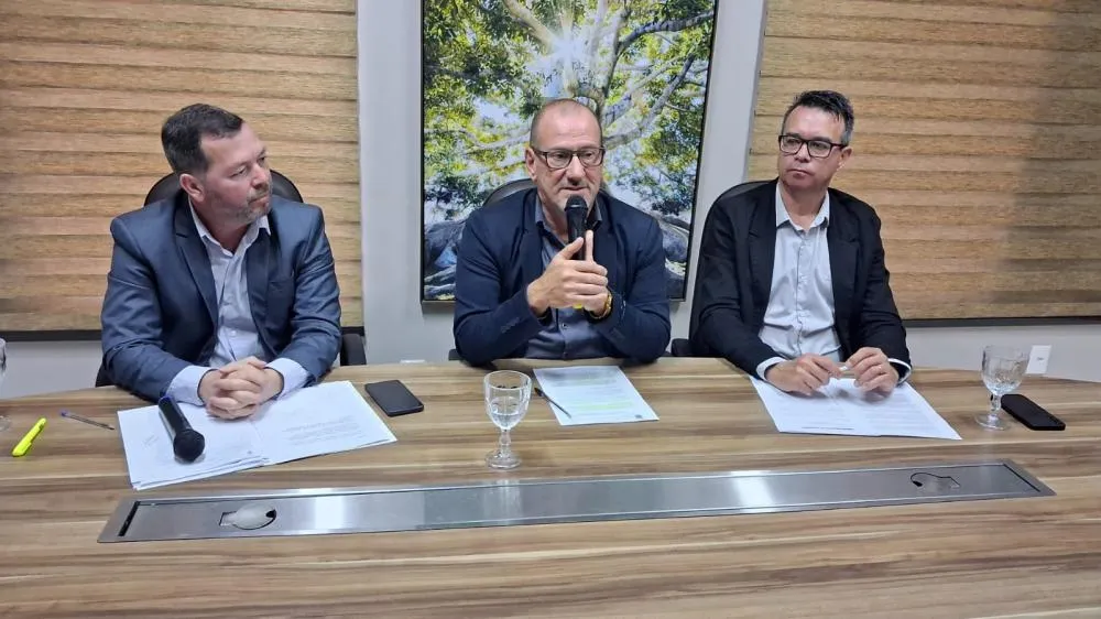 Tensão entre Executivo e Legislativo marca debate sobre repasses a entidades