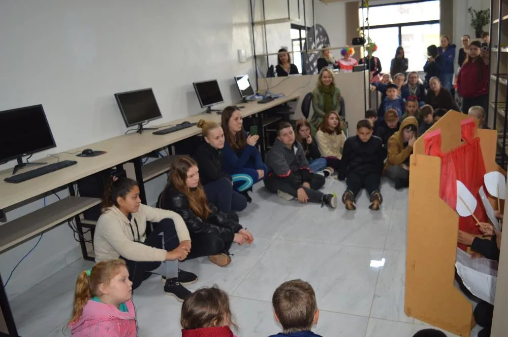Biblioteca Pública promove evento que marca estreia de sarau literário