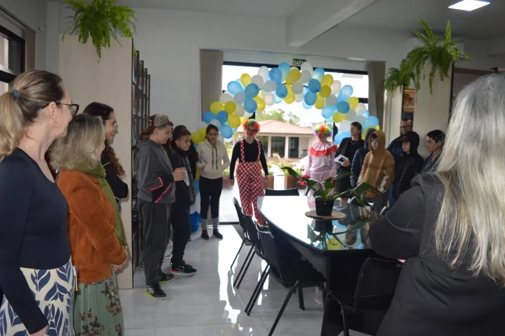 Biblioteca Pública promove evento que marca estreia de sarau literário