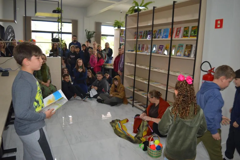 Biblioteca Pública promove evento que marca estreia de sarau literário