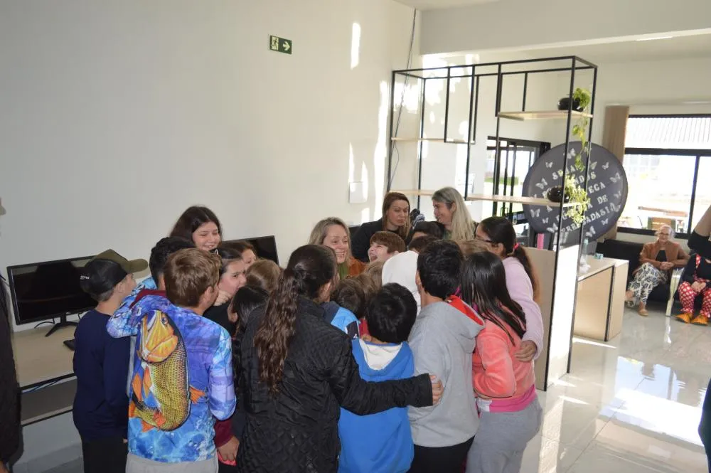Biblioteca Pública promove evento que marca estreia de sarau literário