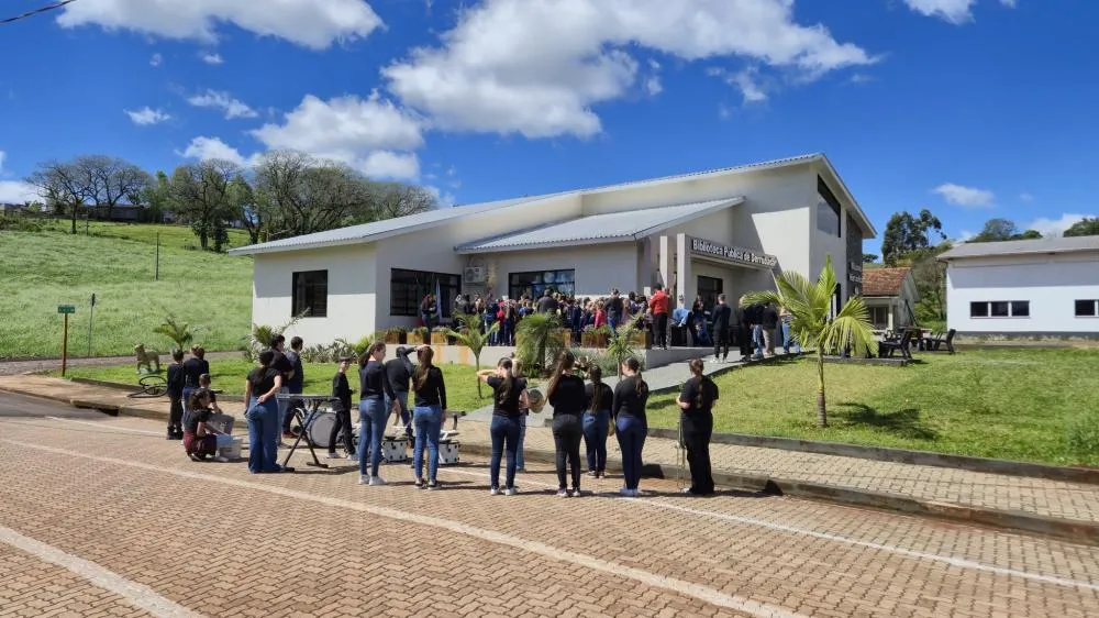 Biblioteca Pública promove evento que marca estreia de sarau literário