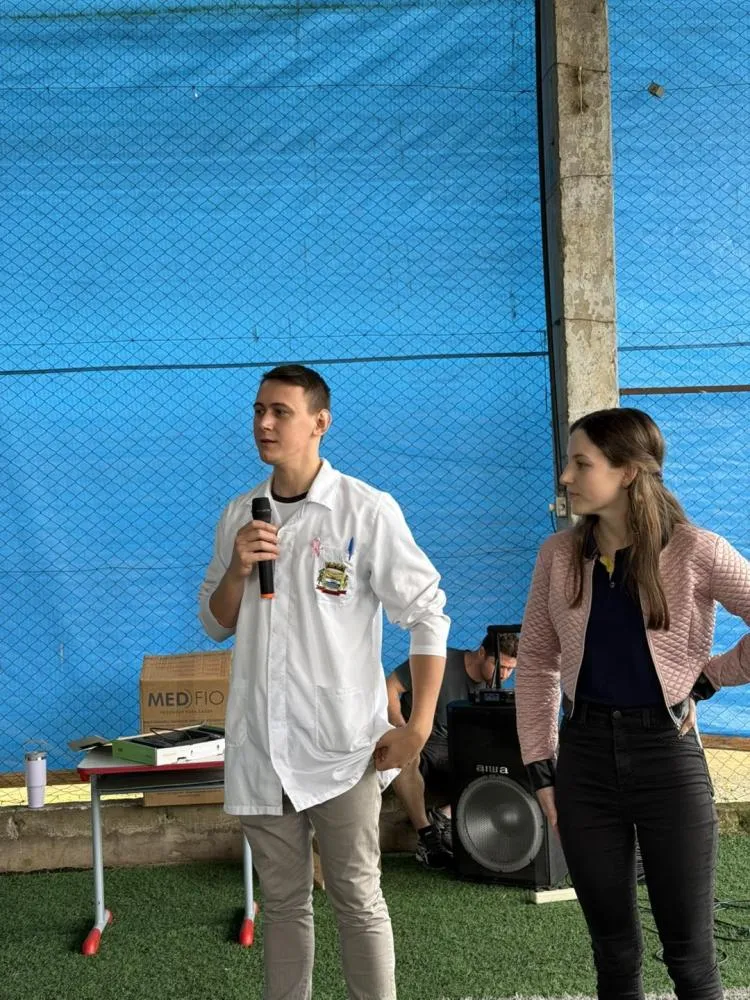 Alunos da Escola Novo Horizonte recebem kits de higiene bucal