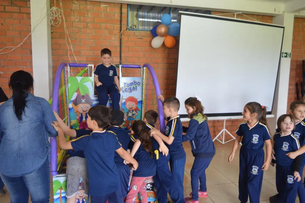 Alegria e convivência marcam o Dia das Crianças nas escolas municipais