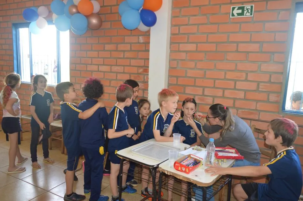 Alegria e convivência marcam o Dia das Crianças nas escolas municipais
