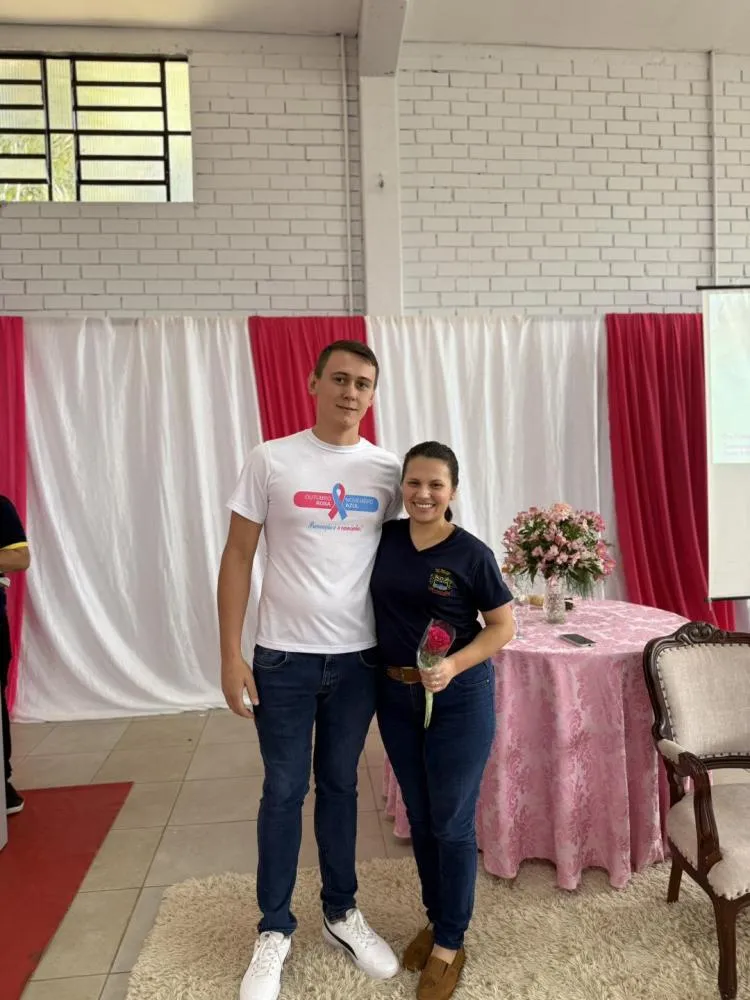Evento do Outubro Rosa reúne centenas de mulheres em Barra do Guarita