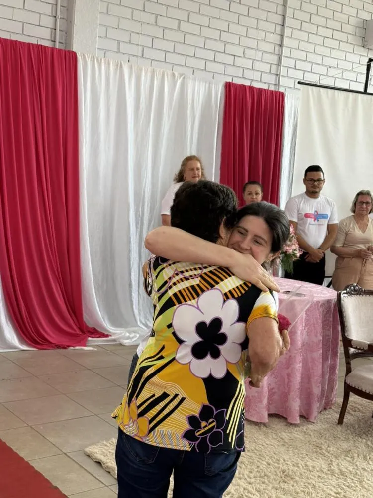 Evento do Outubro Rosa reúne centenas de mulheres em Barra do Guarita
