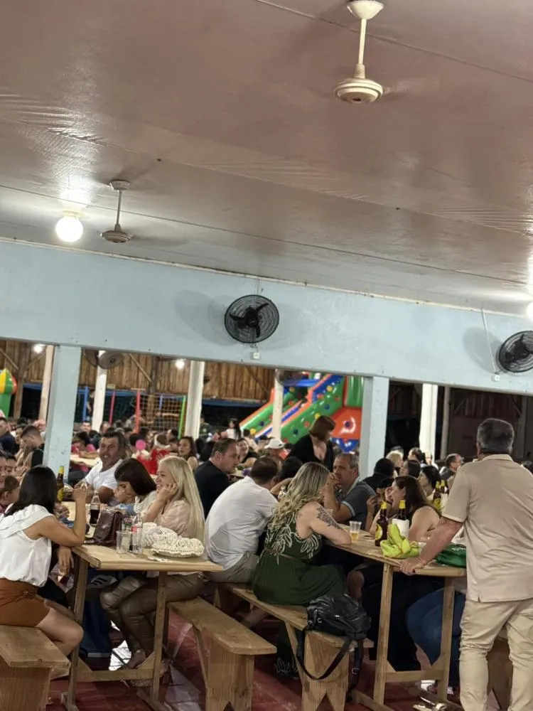 Servidores municipais são homenageados em jantar promovido pela Administração