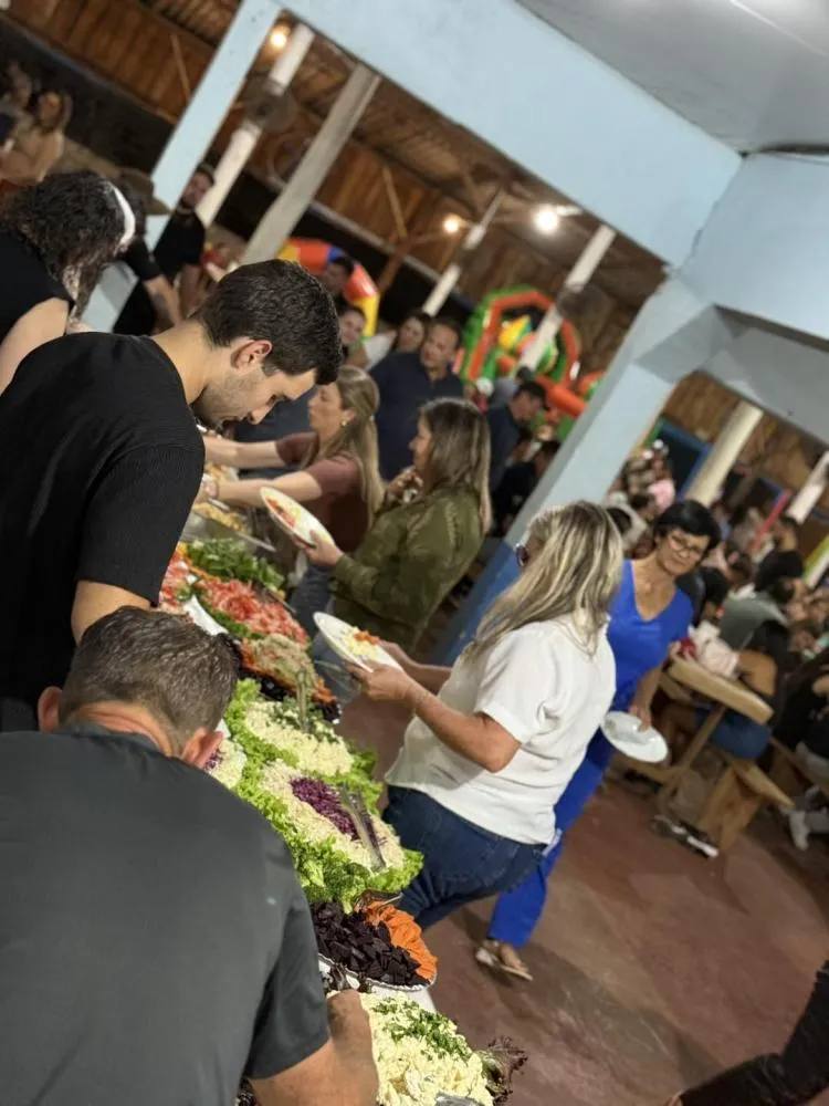 Servidores municipais são homenageados em jantar promovido pela Administração