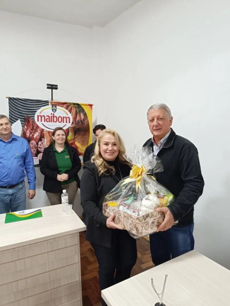 Empresa Maibom recebe certificação do SISBI-POA em Vista Gaúcha