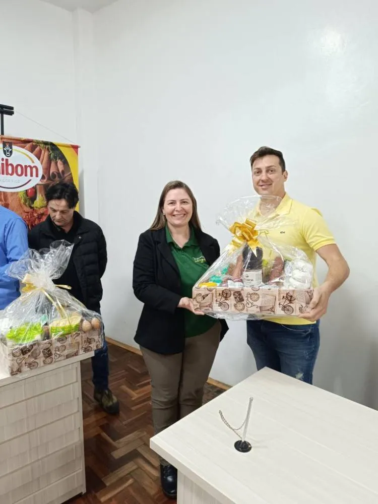 Empresa Maibom recebe certificação do SISBI-POA em Vista Gaúcha